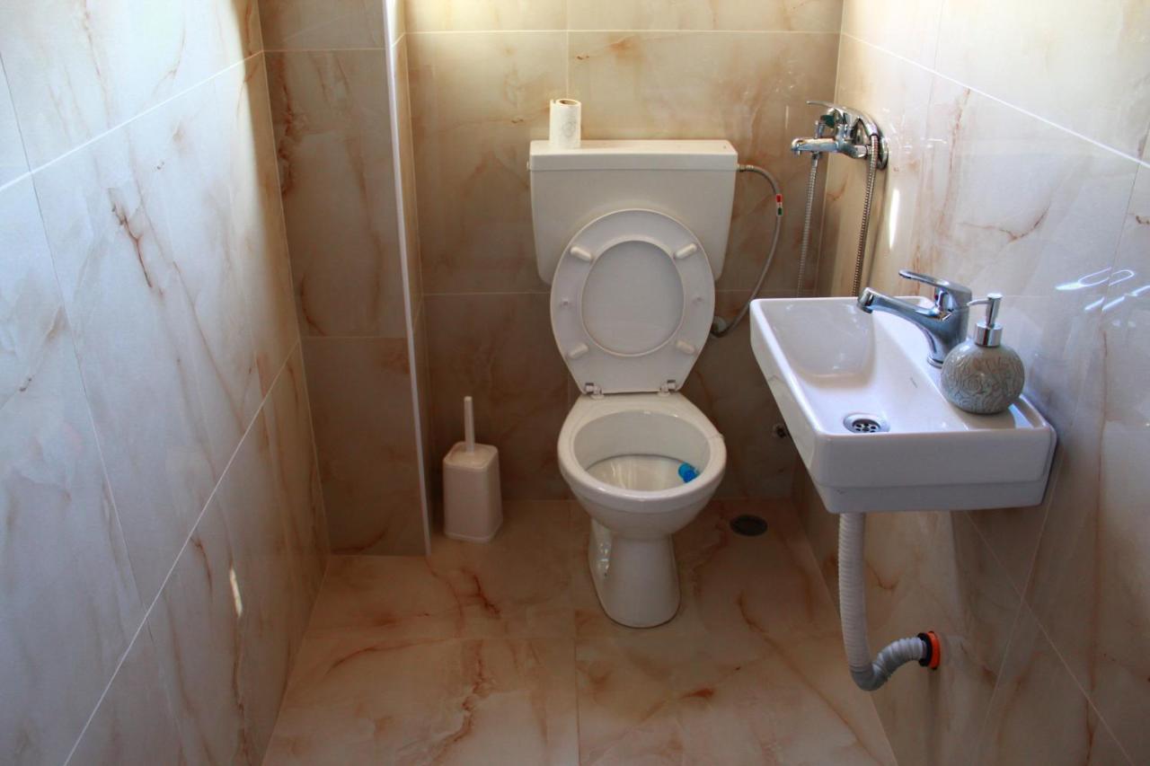 2 Kitarat Bb Bed & Breakfast Vlorë Eksteriør bilde
