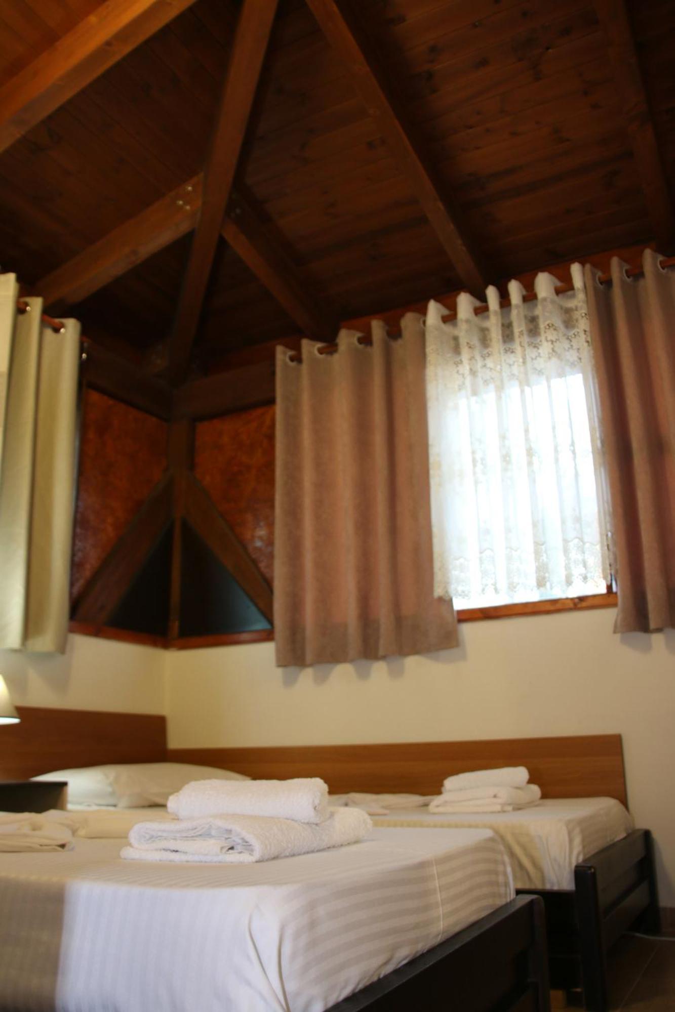 2 Kitarat Bb Bed & Breakfast Vlorë Eksteriør bilde